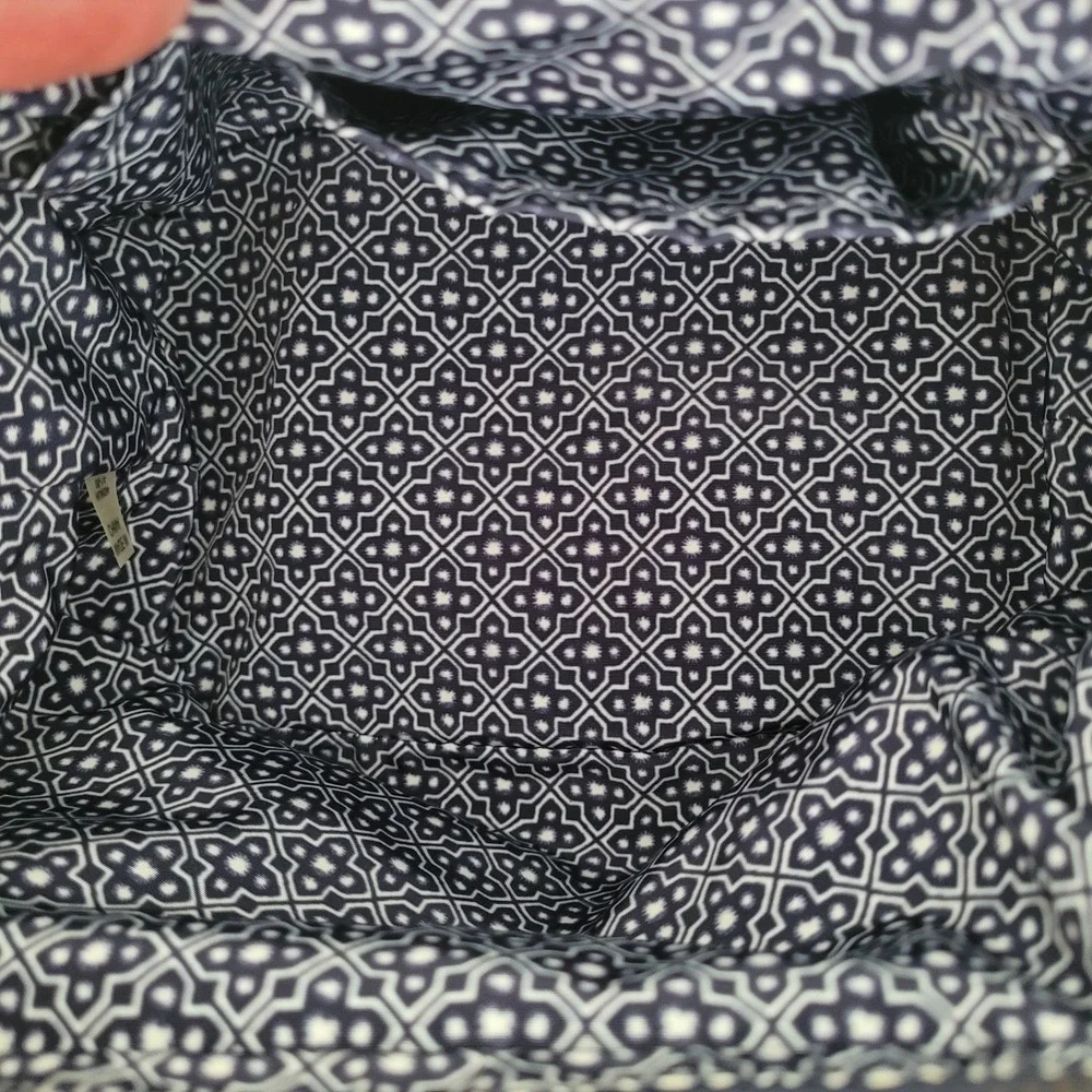 Tory Burch Navy Blue Patent Illustrative Print Cosmetic Bag Makeup Case Gold Log